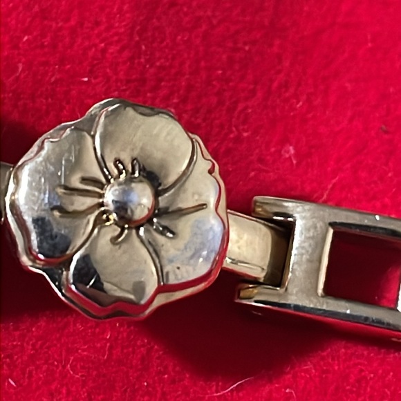 Disney Eeyore Bracelet Watch - Picture 7 of 7